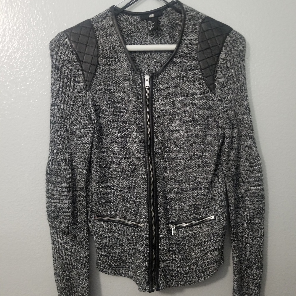 Stylish Sweater Jacket - image 1